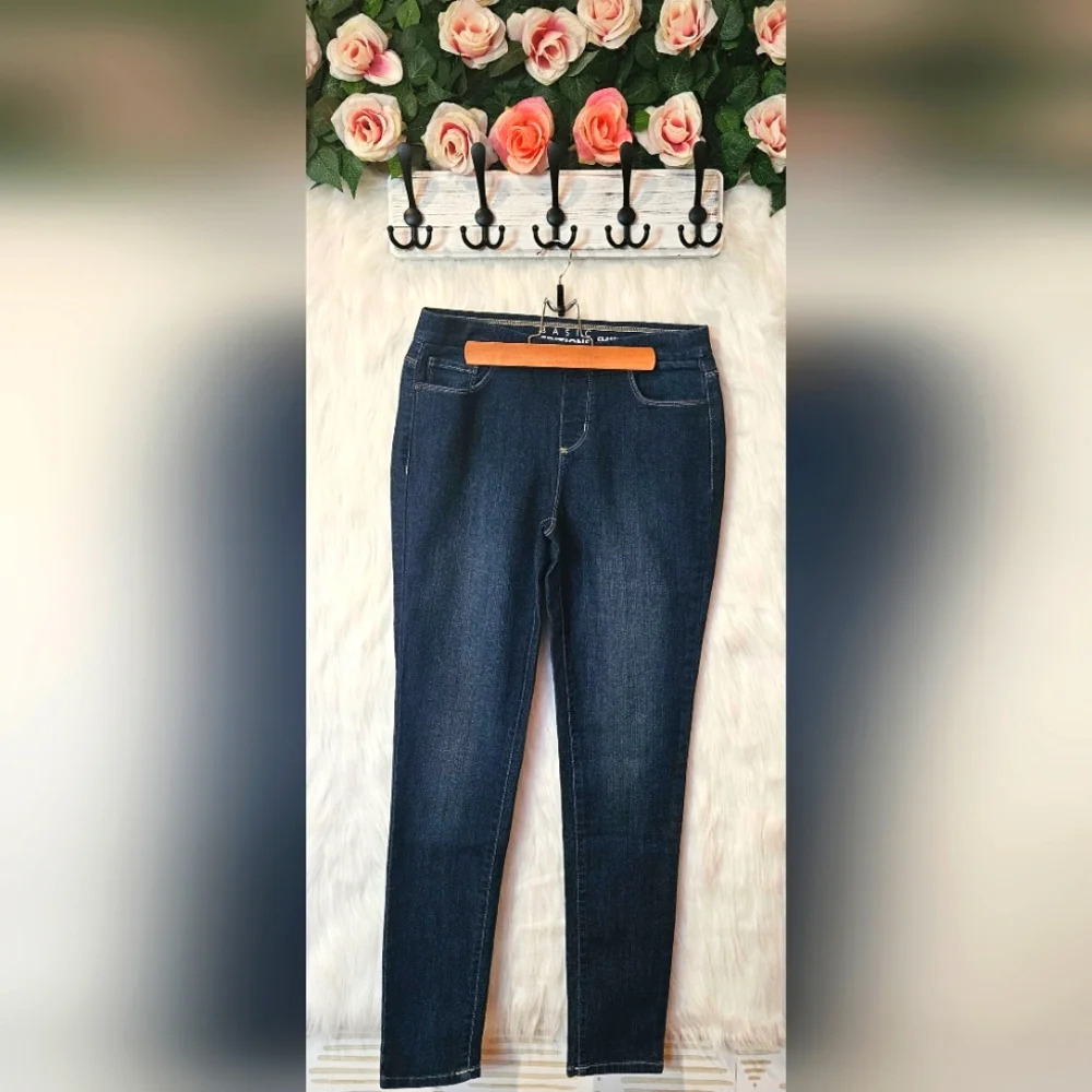 Basic Editions Classic Pull On Slim Fit Jeans